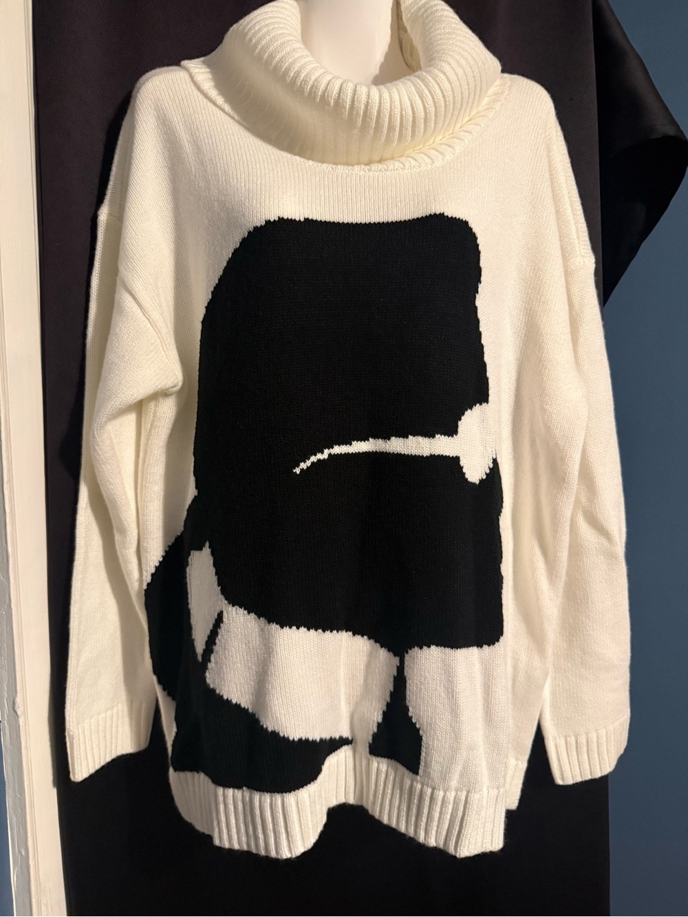 Karl Lagerfeld Paris Iconic Silhouette Cowlneck Intarsia Sweater White L